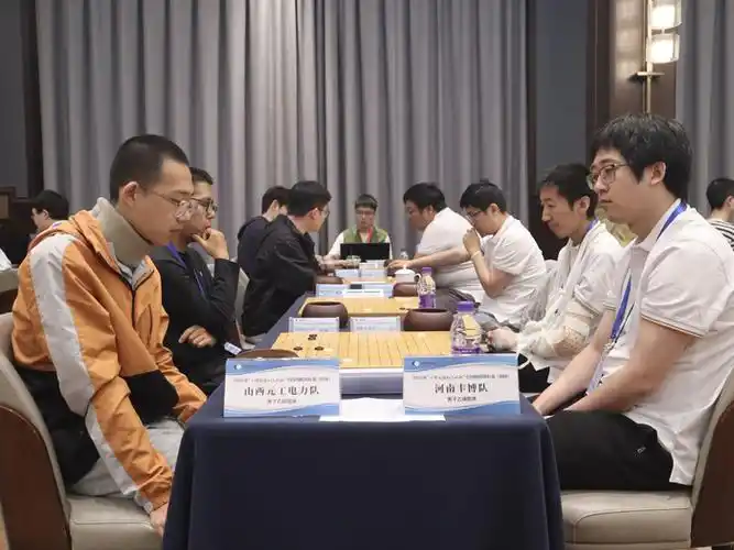 激战首轮！足球乙级联赛全面开打 三支劲旅全胜领跑积分榜